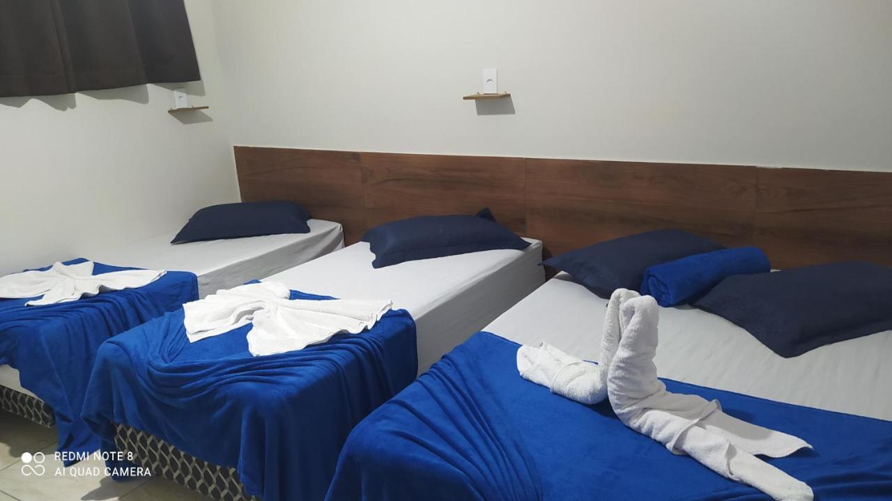 Pousada Quarto Com Frigobar,Ar E Garagem Gratuita Aparecida  Bagian luar foto